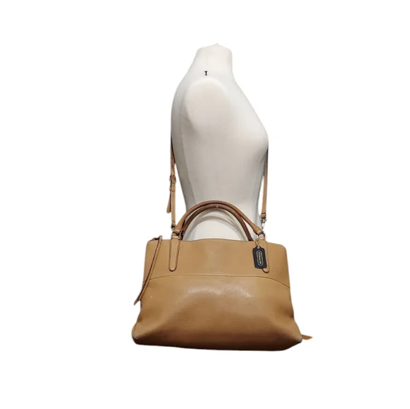 Coach Borough Camel Leather Shoulder Bag No 28160 - Picture 12 of 14